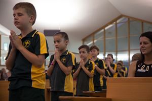 120216 Opening School Mass 2016 (34 of 100)