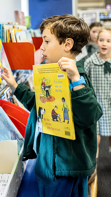 Our Lady of the Way Catholic Primary Emu Plains School Library