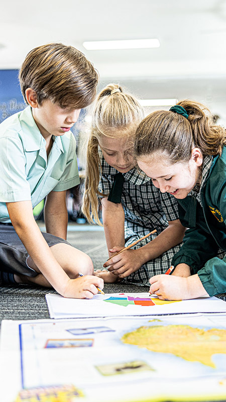 Students collaboratively learning at Our Lady of the Way Catholic Primary Emu Plains learning collaboratively