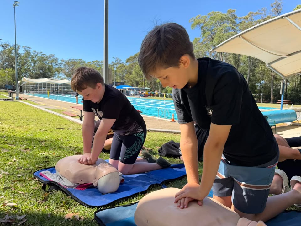 729702302496553_1420310500102393-1