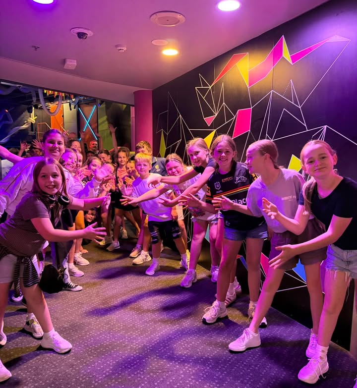 729702302496553_1511676494299126-1